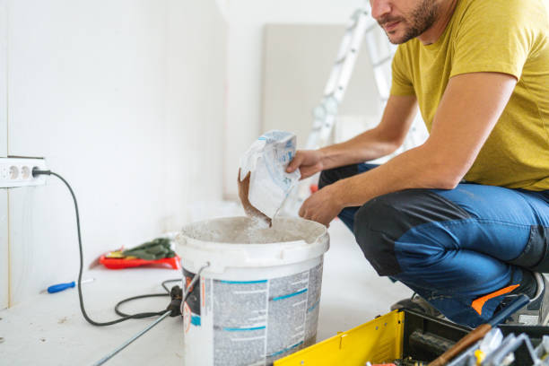 Best Crawl Space Mold Remediation  in Grandview, WA